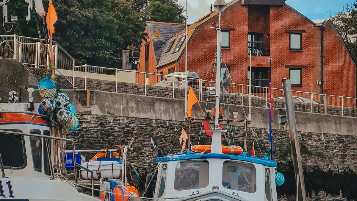 Importancia del Acuerdo Pesquero y la Integración de la Tripulación Local en la Industria Pesquera