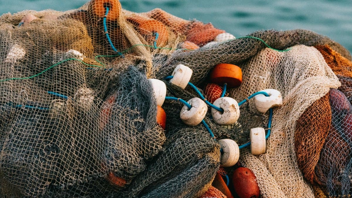 A fire aboard a gas tanker off the coast of Yemen kills 2 mariners